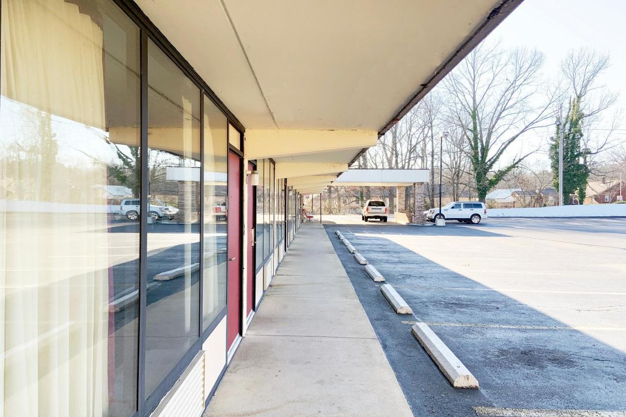 Paris Inn And Suites Exterior foto
